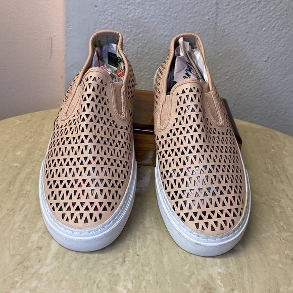 Gap Slip on Sneakers, 9.5 - Picture 3 of 4